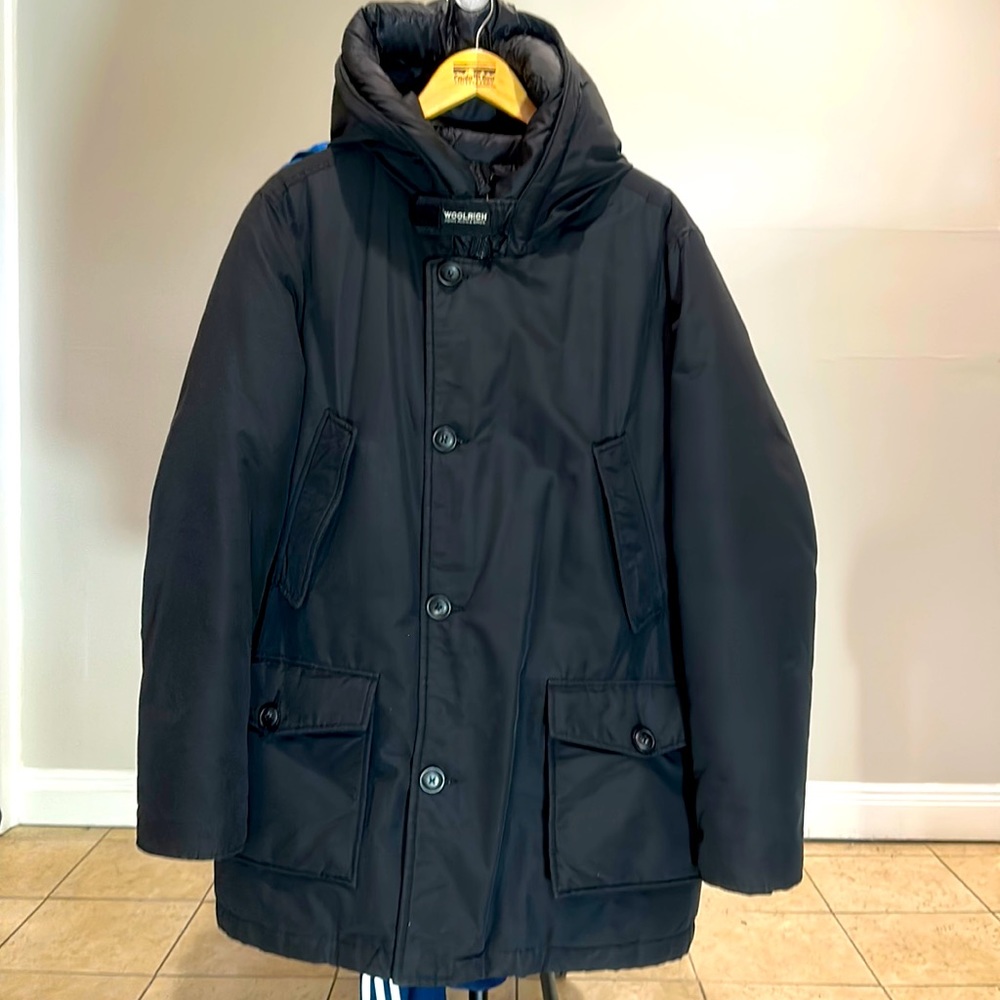 EUC black Woolrich Polar parka, men's Large